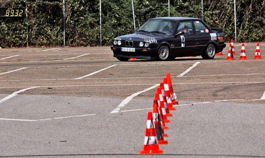 tolle Sache - 'speed'-Messung, hier mit G3 winner Rainer Schilling.jpg