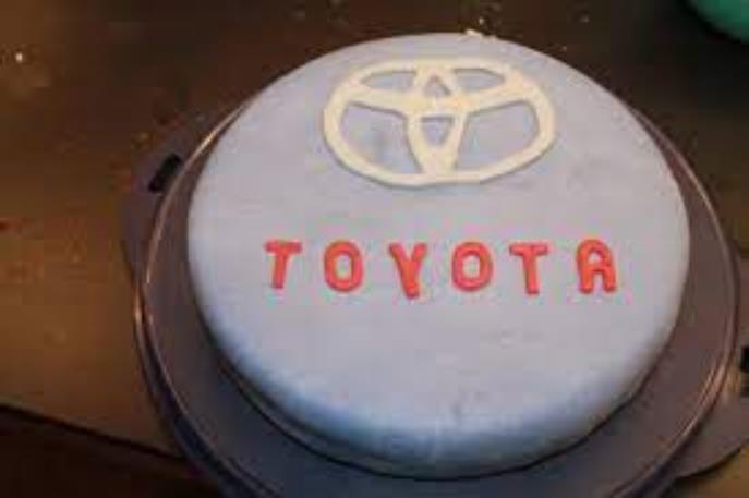 Toyotatorte (Copy).jpg