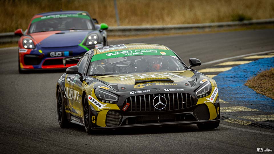 Gabriela Correia-PRT-Mercedes AMG GT 4.jpg